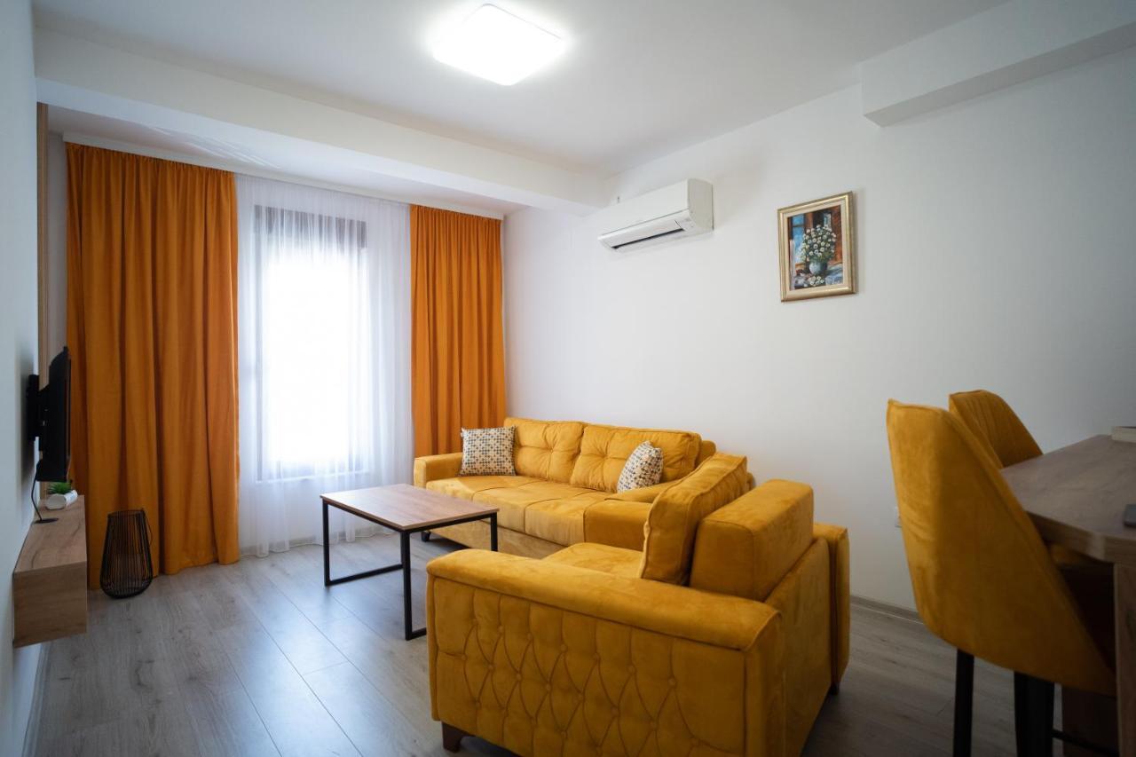 Apartments And Rooms Smile Mostar Exterior photo