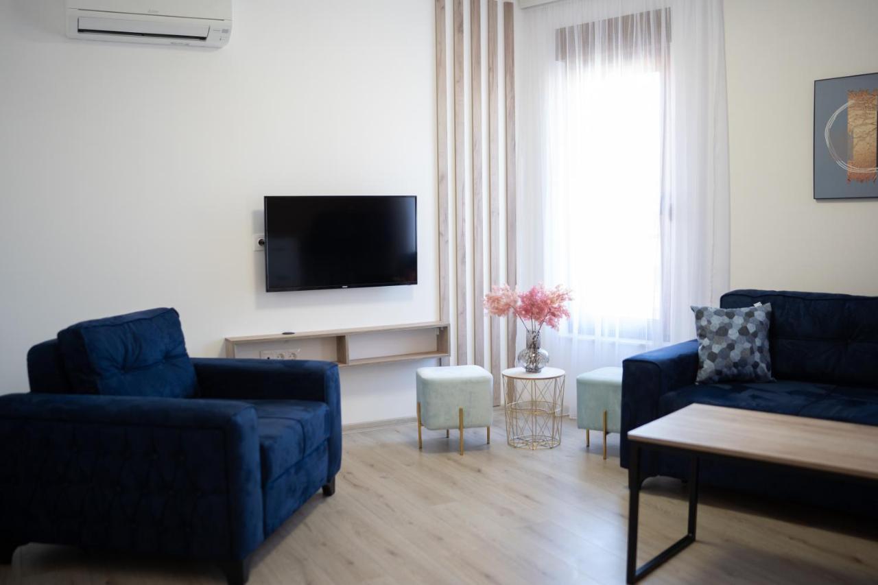 Apartments And Rooms Smile Mostar Exterior photo